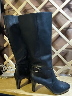 NIB Anne Klein Knee High Black Leather Upper Boots Sz 8 /Full 15”Inner Zipper
